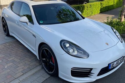 Porsche Panamera 248.000 km 29.900 € Bad Bevensen 29549