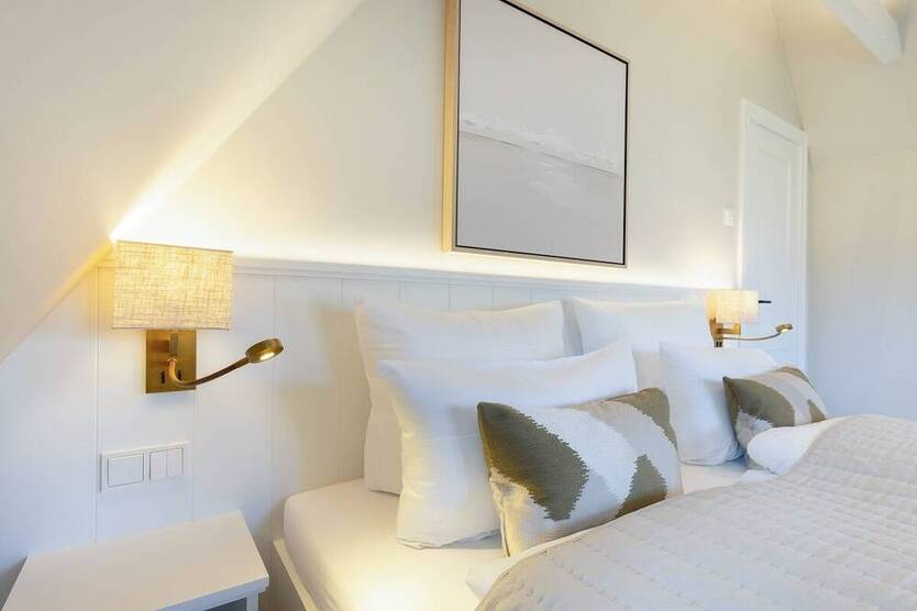 Exklusives Neubau-Mittelhausteil in begehrter Strand naher Lage Wenningstedts (Haus B, Dauerwohnen)