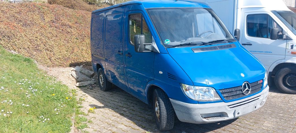 Mercedes-Benz Sprinter 282.800 km 2.500 &euro; Eggingen 79805