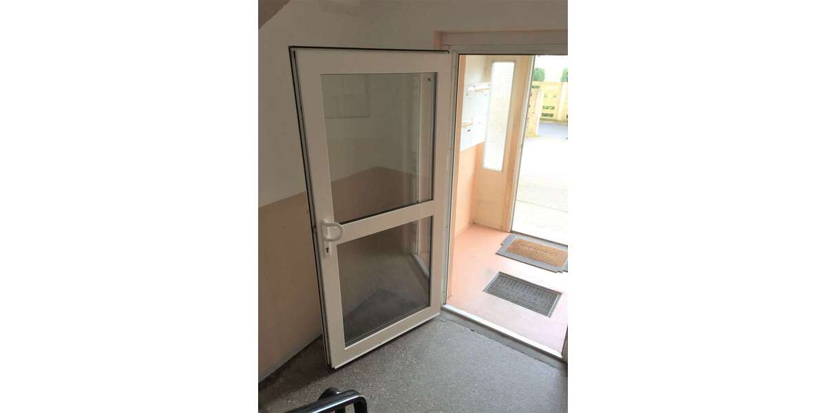 Nachmieter gesucht. Renovierte 4 Zimmer mit Balkon 4 zimmer