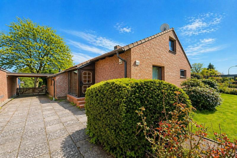 FAMILIENfreundliches Energieeffizienzhaus bei Bad Segeberg - Einfamilienhaus Groß Kummerfeld | Angebot:26300701