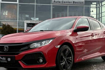 Honda Civic 5-trg.1.0 Elegance KAMERA/NAVI/DAB/AHK/SHZ 128.718 km 13.900 &euro; Villingen-Schwenningen 78054