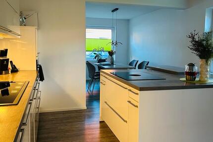 Haus Rheine Altenrheine - 7 Zimmer, 214 m&sup2;, 699.000&euro; | Angebot:26000884