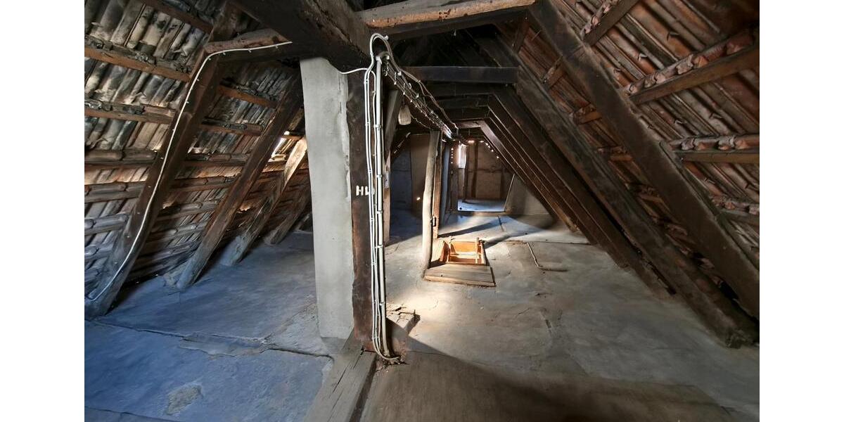 Einfamilienhaus Weimar (Lahn) - 5 Zimmer, 117 m&sup2;, 185.000&euro; | Angebot:26877163