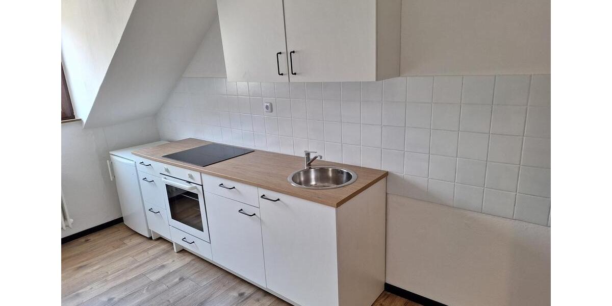 Dachgeschoßwohnung Würzburg Steinbachtal - 2 Zimmer, 62 m&sup2;, 850&euro; | Angebot:25542993