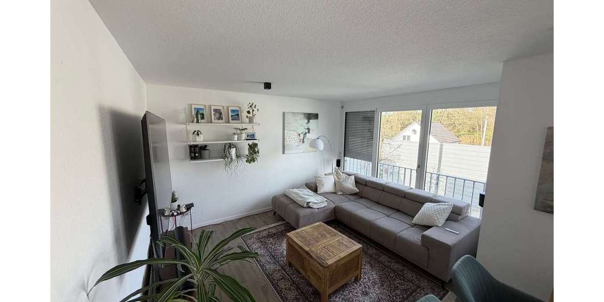 Etagenwohnung Kirchheim unter Teck - 4 Zimmer, 97 m&sup2;, 1.360&euro; | Angebot:26331179