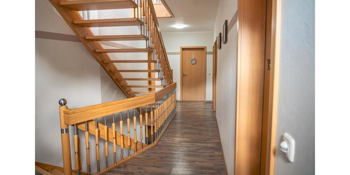 Einfamilienhaus Gifhorn - 9 Zimmer, 275 m&sup2;, 725.000&euro; | Angebot:26903269