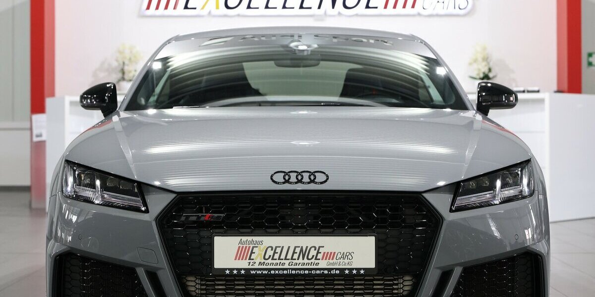 Audi TT RS COUPE 2.5 TFSI QUATTRO NARDO+BLACK+GOLD 40.000 km 55.555 &euro; Hamm 59077
