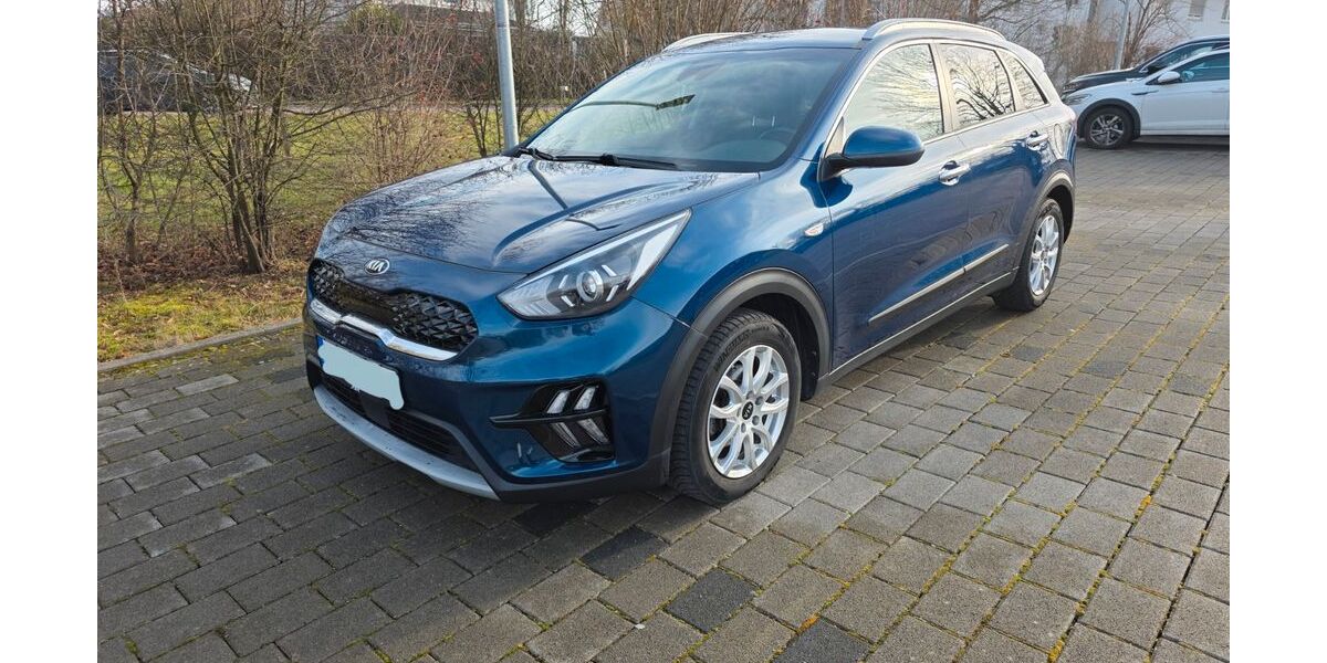 Kia Niro 95.700 km 15.000 &euro; Markgröningen 71706