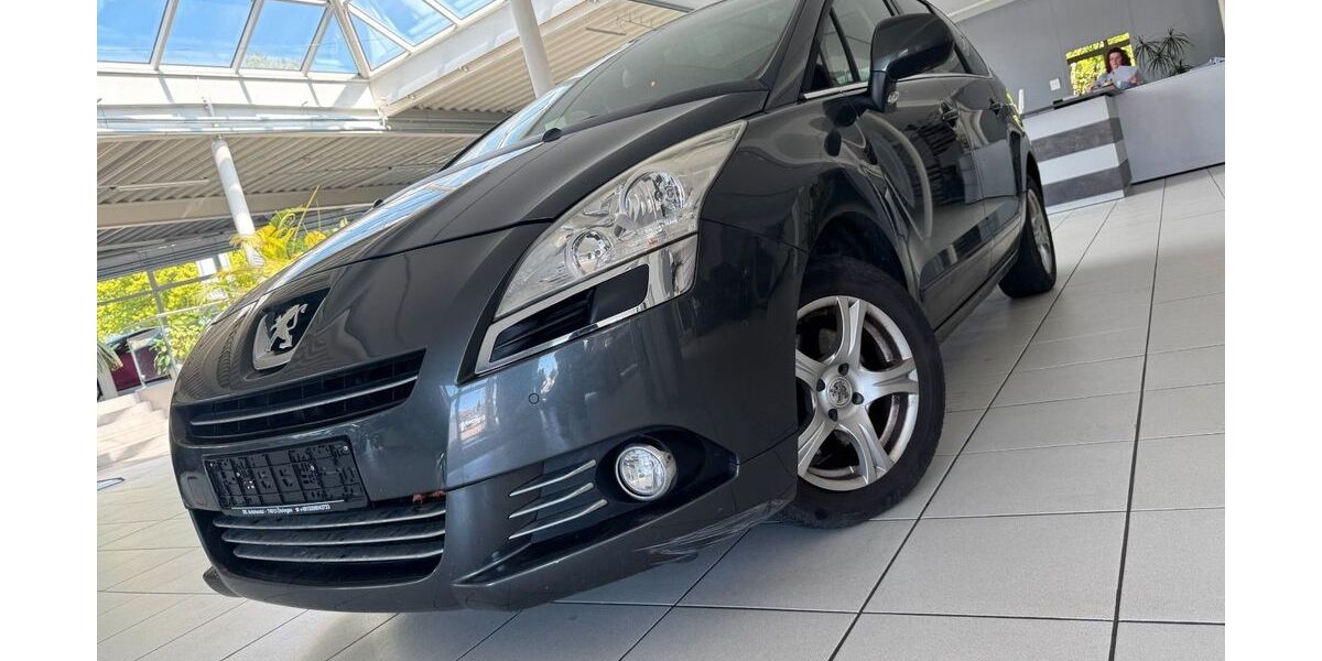 Peugeot 5008 110.000 km 2.980 &euro; Öhringen 74613