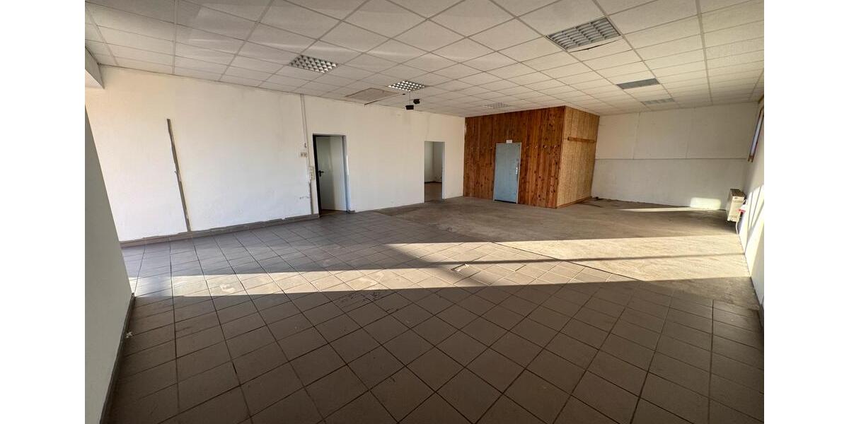 Gewerbeobjekt Eschenbach in der Oberpfalz - 650&euro; | Angebot:25298411