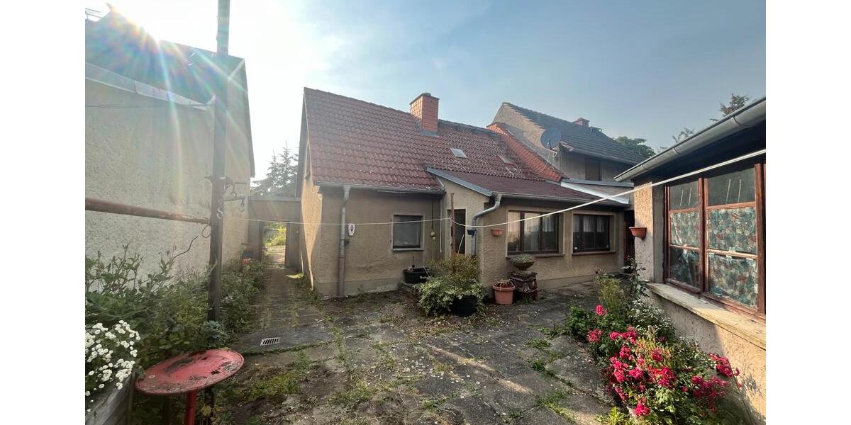 Einfamilienhaus Am Ettersberg - 160.000&euro; | Angebot:27120304