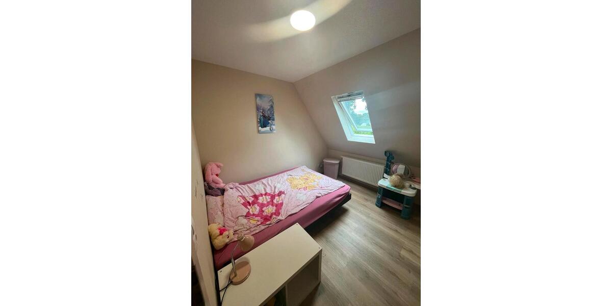 Einfamilienhaus Apen - 9 Zimmer, 135 m&sup2;, 319.000&euro; | Angebot:27120580