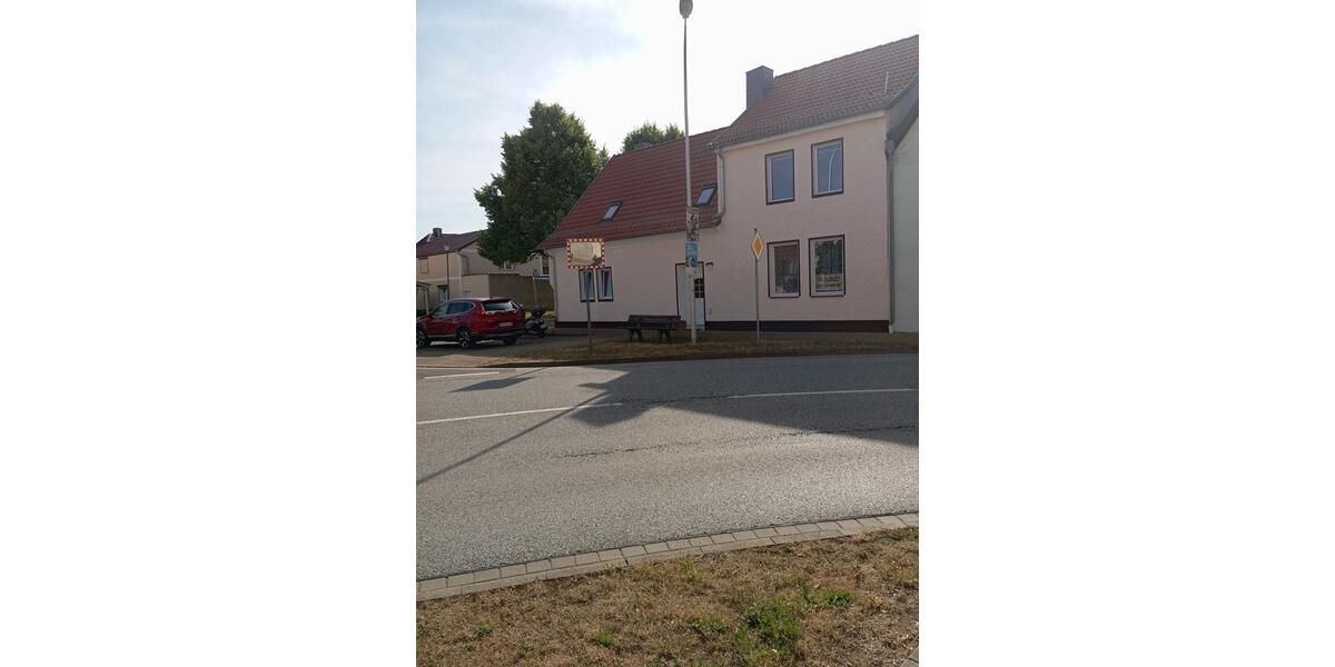 Einfamilienhaus Allstedt - 6 Zimmer, 120 m&sup2;, 600&euro; | Angebot:26084487