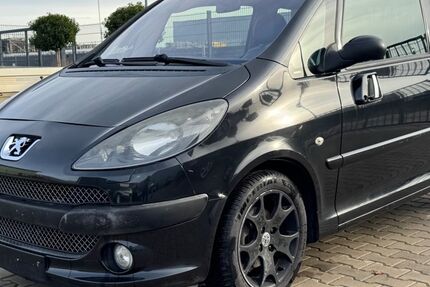 Peugeot 1007 160.000 km 3.390 &euro; Elsdorf 50189