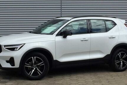 Volvo XC40 8.332 km 32.850 &euro; Hamburg 22393