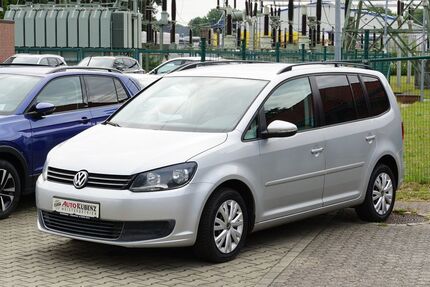 VW Touran 167.943 km 6.990 &euro; Papenburg 26871
