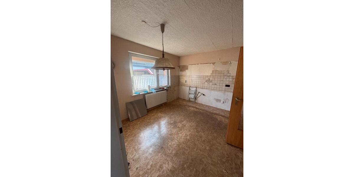 Einfamilienhaus Duderstadt - 7 Zimmer, 200 m&sup2;, 235.000&euro; | Angebot:26926937