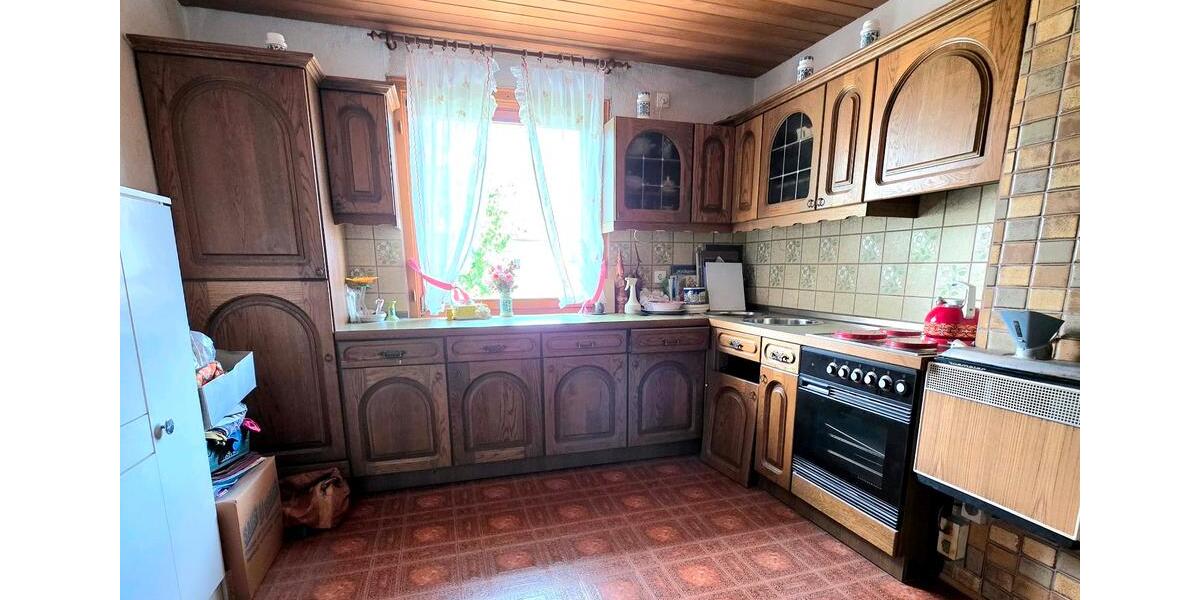 Reihenhaus Neutraubling - 7 Zimmer, 170 m&sup2;, 479.000&euro; | Angebot:26803619