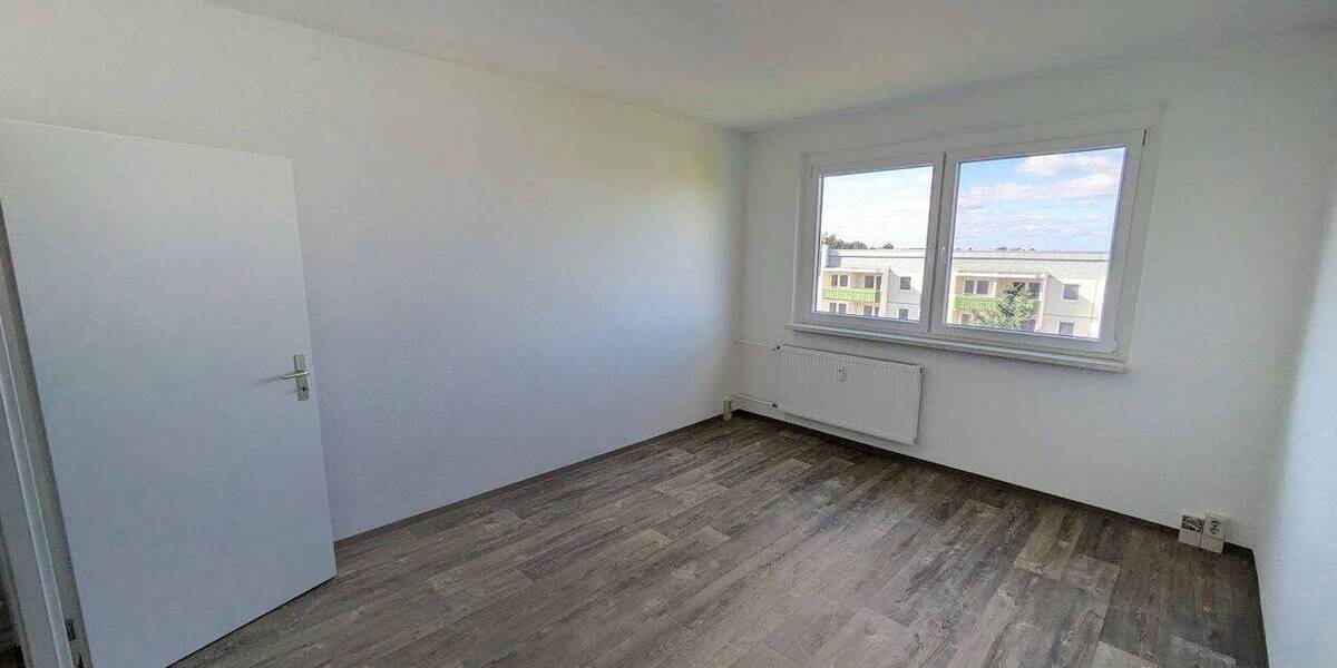 Etagenwohnung Limbach-Oberfrohna Oberfrohna - 2 Zimmer, 61 m&sup2;, 331&euro; | Angebot:26805947