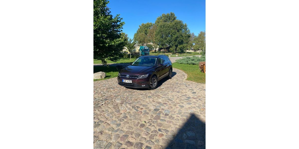 VW Tiguan 56.000 km 21.300 &euro; Waren 17192
