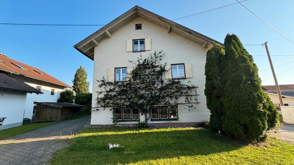 Mehrfamilienhaus, Wohnhaus Dietmannsried - 8 Zimmer, 180 m&sup2;, 315.000&euro; | Angebot:26964747