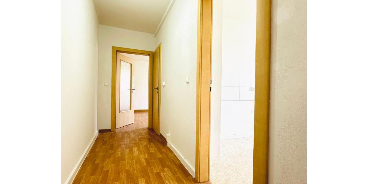 Etagenwohnung Freital - 2 Zimmer, 50 m&sup2;, 318&euro; | Angebot:25525315