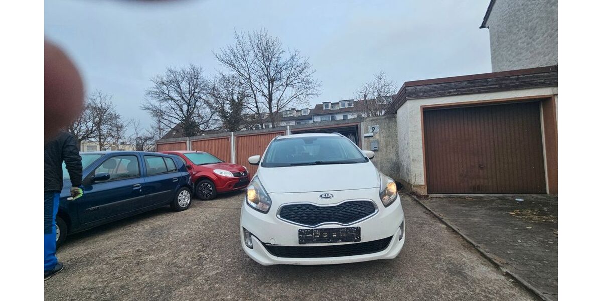 Kia Carens 309.000 km 2.880 &euro; Schwabach 91126