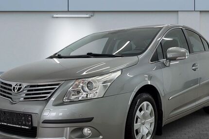 Toyota Avensis 79.990 km 10.490 &euro; Weferlingen 39356