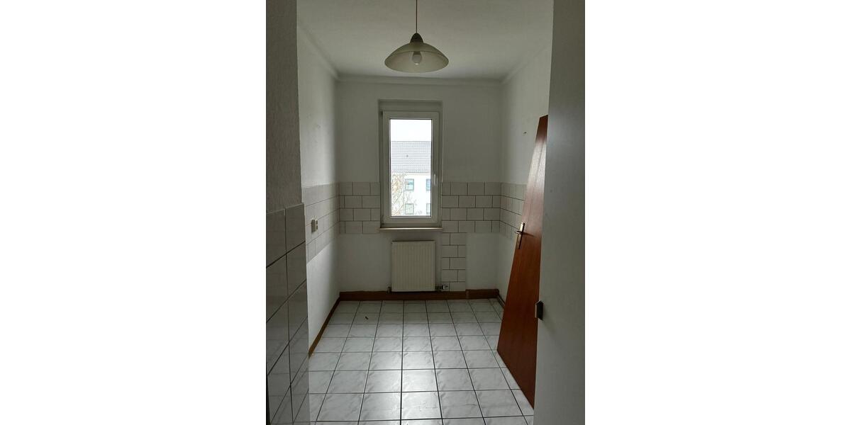 Etagenwohnung Bad Salzungen - 3 Zimmer, 61 m&sup2;, 395&euro; | Angebot:25415448
