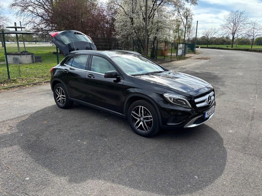 Mercedes-Benz GLA-Klasse 54.000 km 28.000 € Hanau 63450