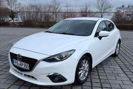 Mazda 3 142.000 km 8.900 &euro; Karlsfeld 85757