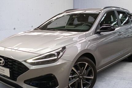 Hyundai i30 9.700 km 24.990 € Freiburg im Breisgau 79108