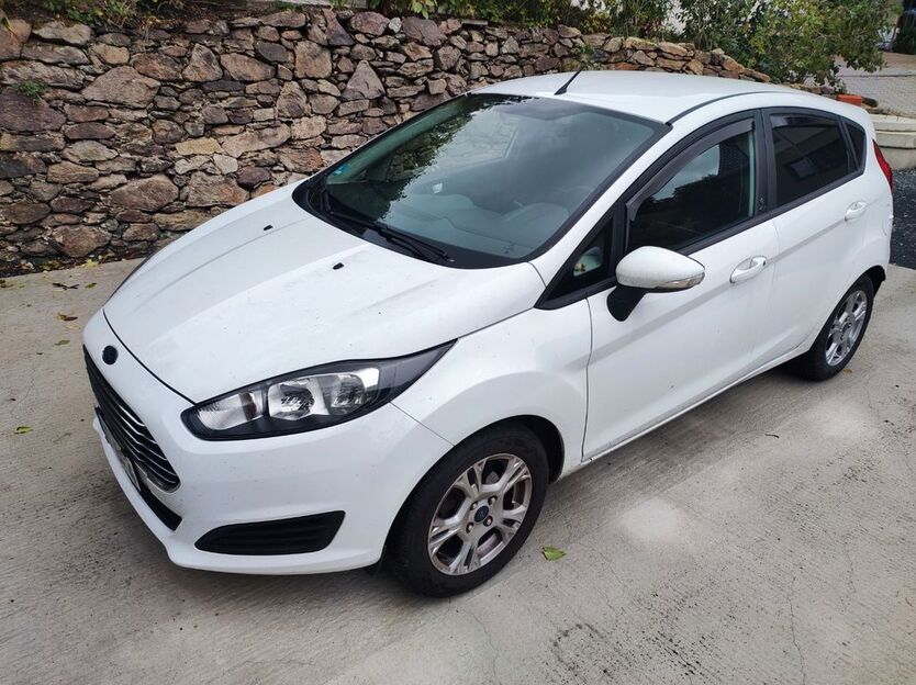Ford Fiesta 105.000 km 5.300 € Dresden 01217