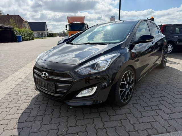 Hyundai i30 113.000 km 8.377 &euro; Hohenwarsleben 39326