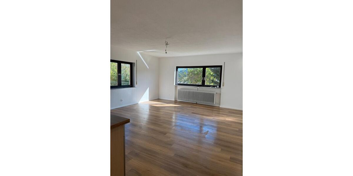 Erdgeschoßwohnung Oberndorf am Neckar - 3 Zimmer, 78 m&sup2;, 800&euro; | Angebot:26327788