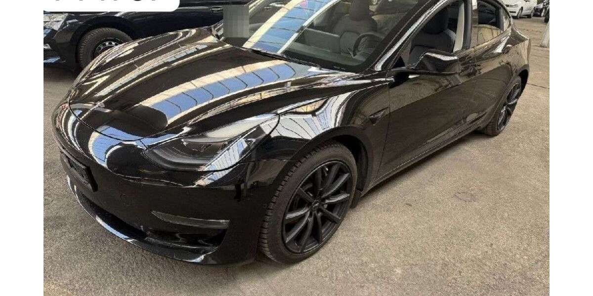 Tesla Model 3 99.800 km 26.450 &euro; Herges-Hallenberg 98587