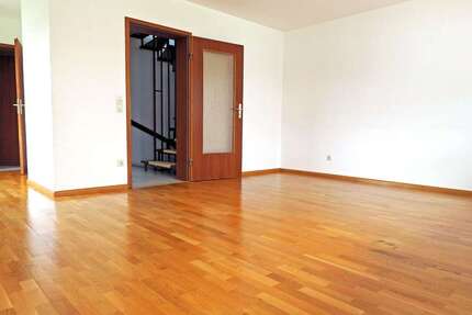 Haus zum Mieten in Kirchheim 1.900 € 170 m² 6 zimmer