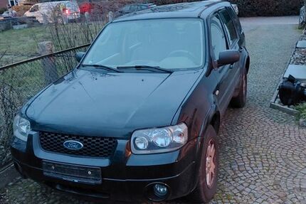 Ford Maverick 152.000 km 2.700 &euro; Melle 49324