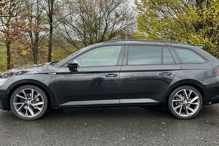 Skoda Superb 139.000 km 18.700 &euro; Straßenhaus 56587