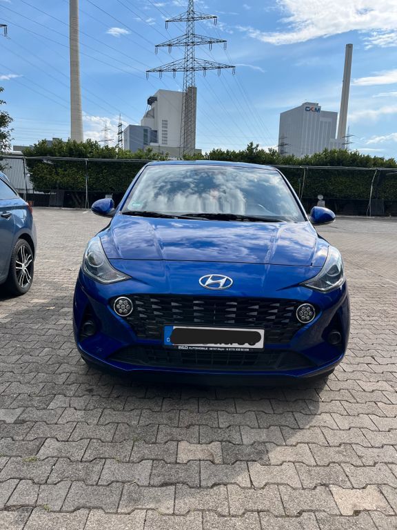 i10