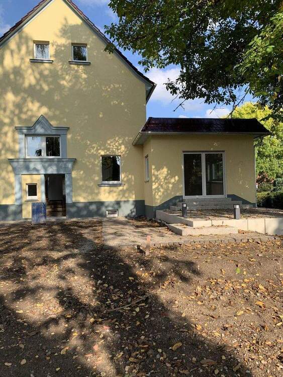 Familienfreundliches Einfamilienhaus in beliebter ruhiger Lage - Erstbezug- 8 zimmer