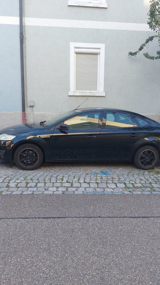 Ford Mondeo 180.000 km 4.900 € Mühlacker 75417