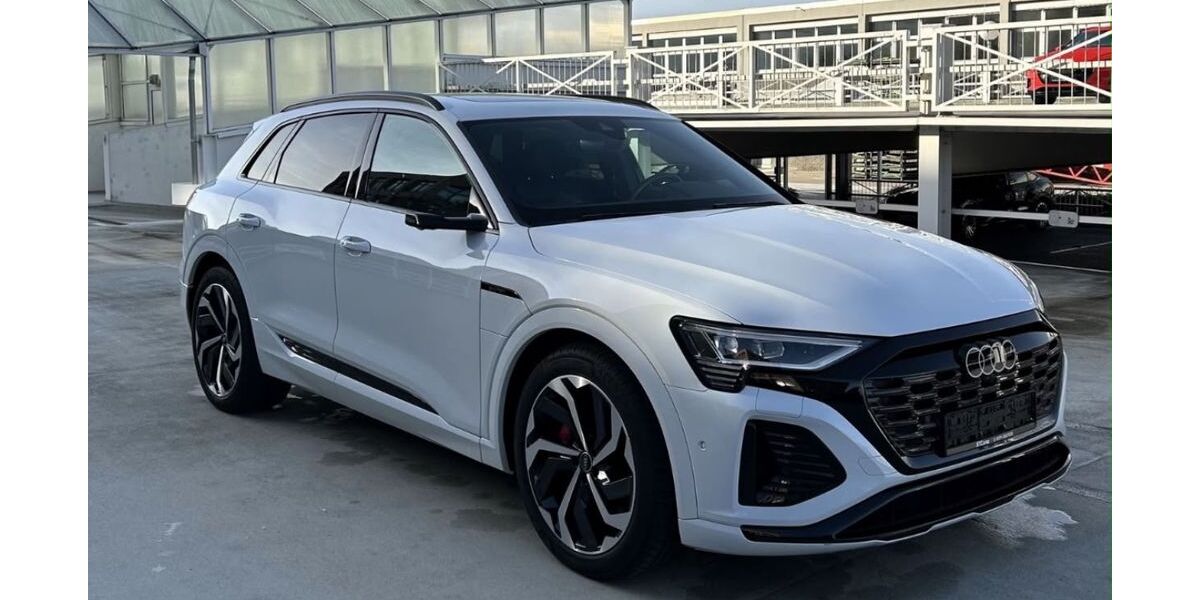Audi Q8 e-tron 25.000 km 58.500 &euro; Landesbergen 31628