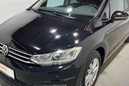 VW Touran 110.000 km 21.450 &euro; Norderstedt 22848