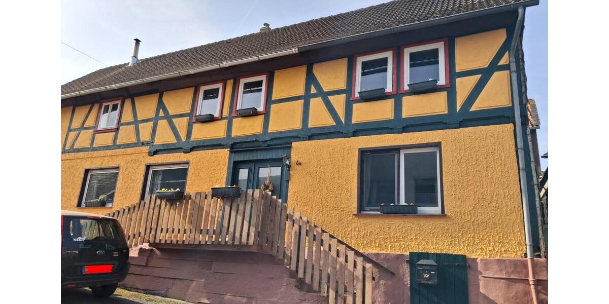 Einfamilienhaus Dassel - 6 Zimmer, 145 m&sup2;, 115.000&euro; | Angebot:25403146