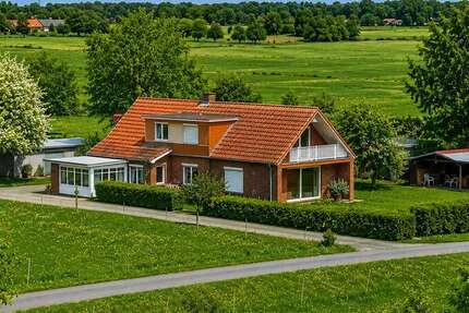 Haus Blomberg - 8 Zimmer, 189 m&sup2;, 225.000&euro; | Angebot:25995277