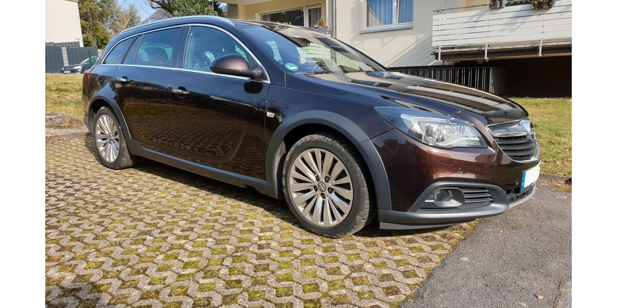 Opel Insignia 164.000 km 8.100 &euro; Welver 59514