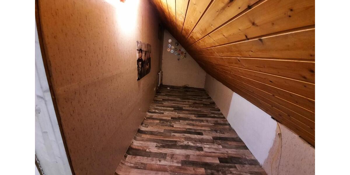 Etagenwohnung Durach - 3 Zimmer, 95 m&sup2;, 1.300&euro; | Angebot:26321397