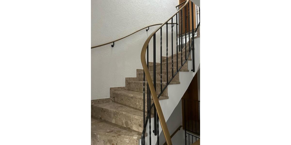 Dachgeschoßwohnung Lauterbach (Hessen) - 2 Zimmer, 48 m&sup2;, 410&euro; | Angebot:26406494